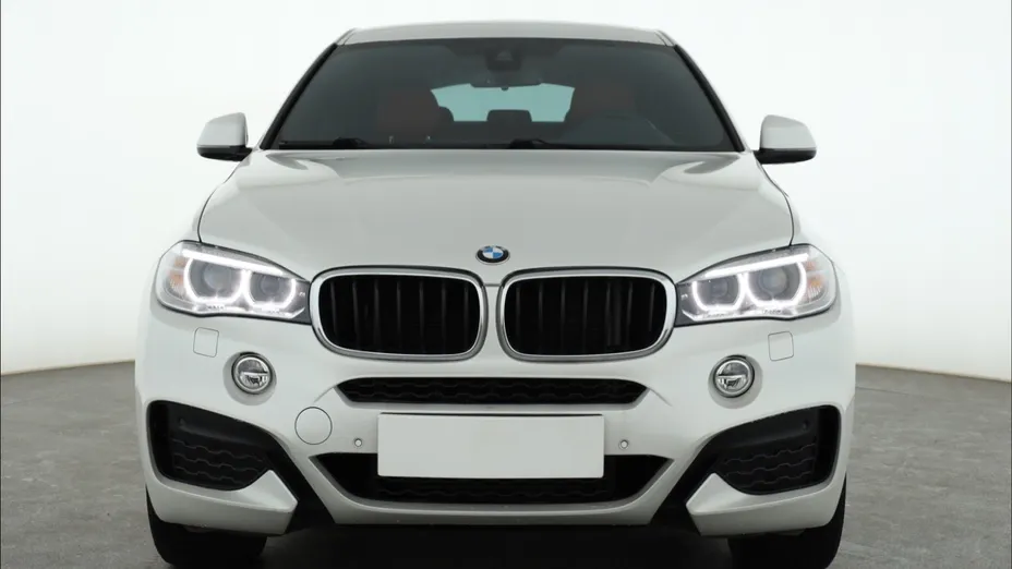 BMW X6 -