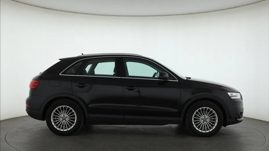 Audi Q3 -
