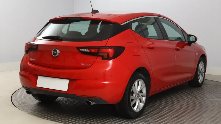 Opel Astra -