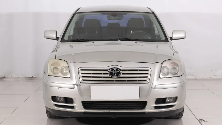 Toyota Avensis -
