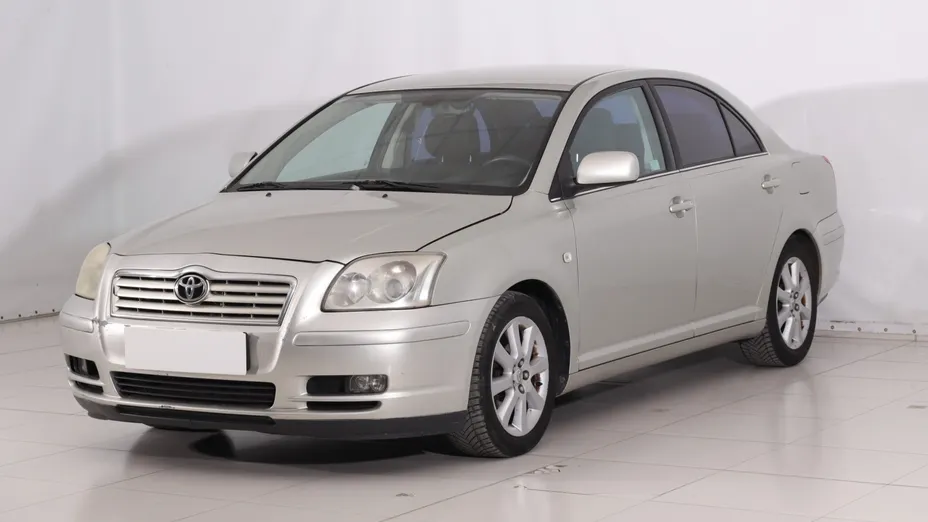 Toyota Avensis -