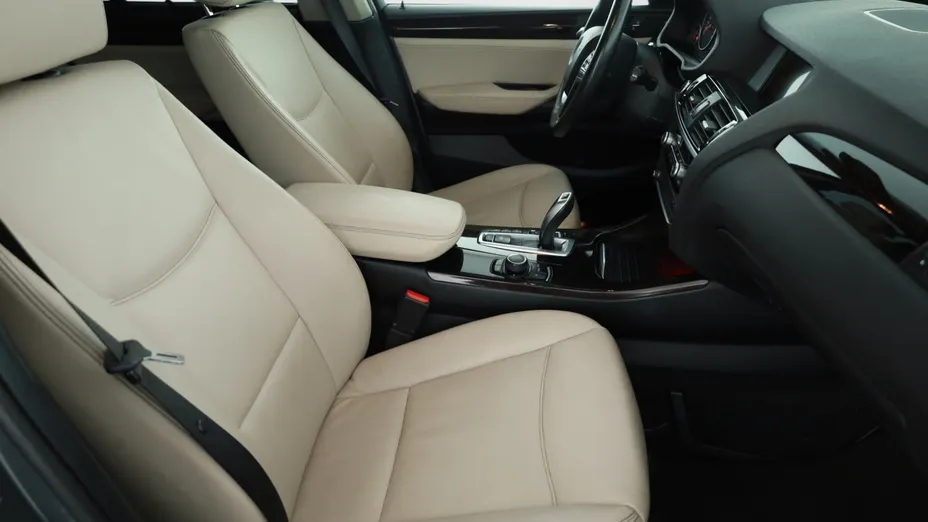 BMW X3 -