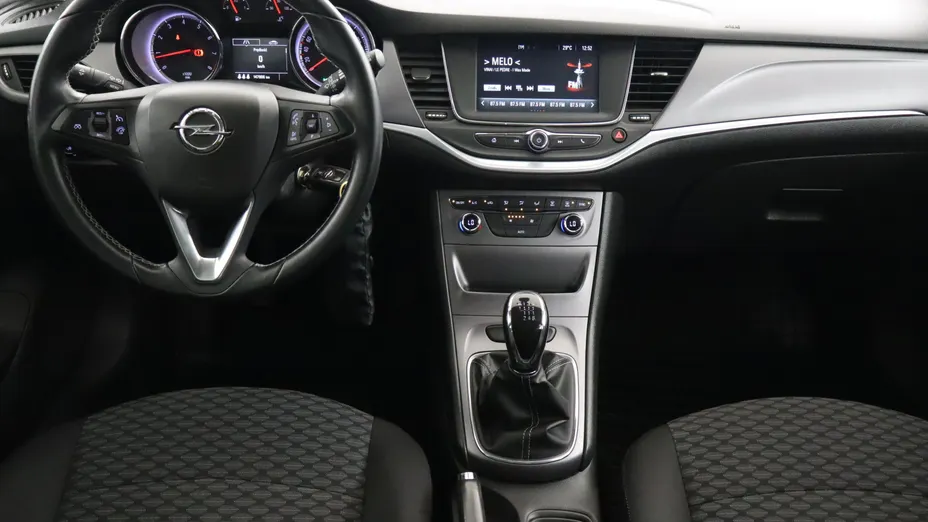 Opel Astra -