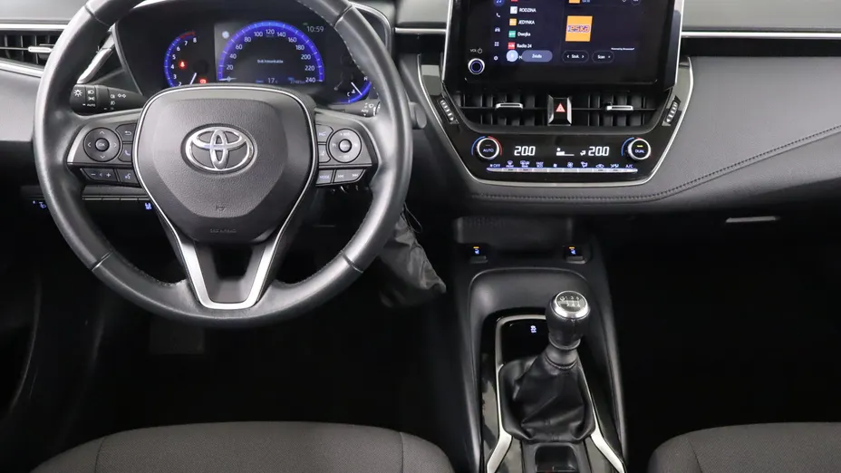 Toyota Corolla -