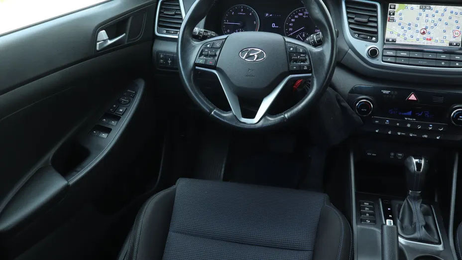 Hyundai Tucson -