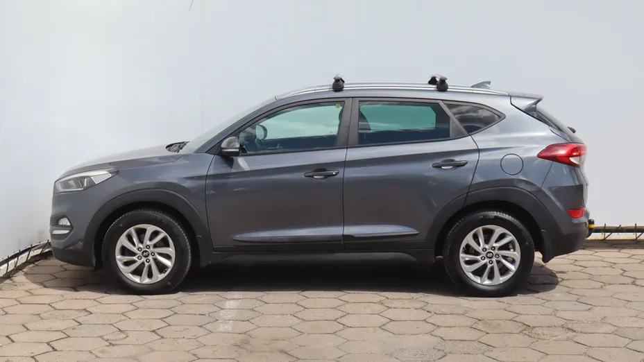 Hyundai Tucson -