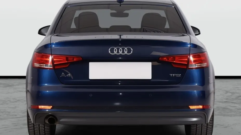 Audi A4 -