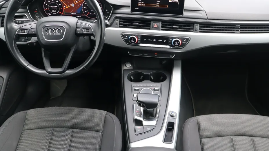 Audi A4 -