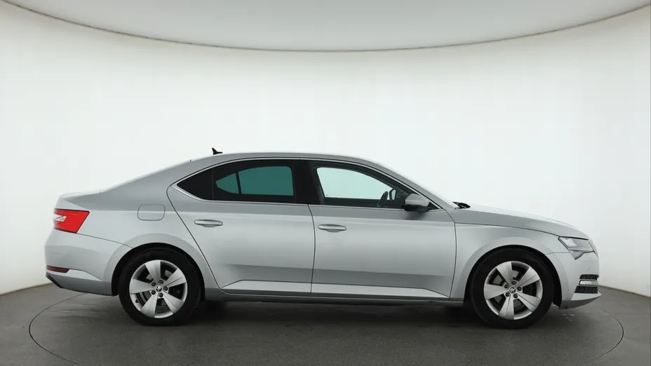 Skoda Superb -