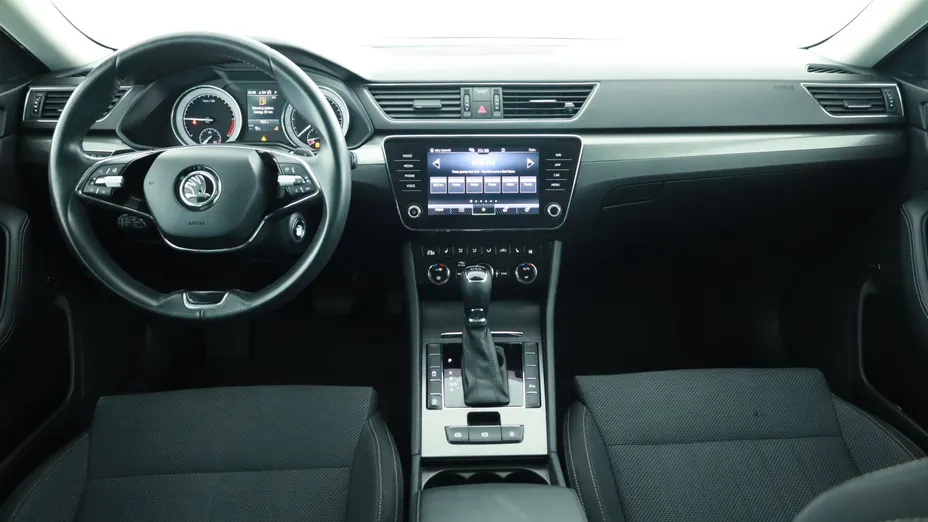Skoda Superb -