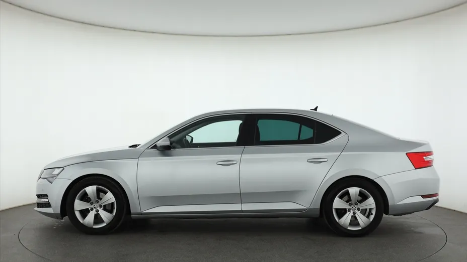 Skoda Superb -