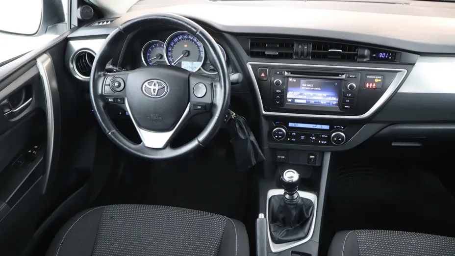 Toyota Auris -