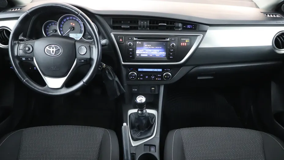 Toyota Auris -