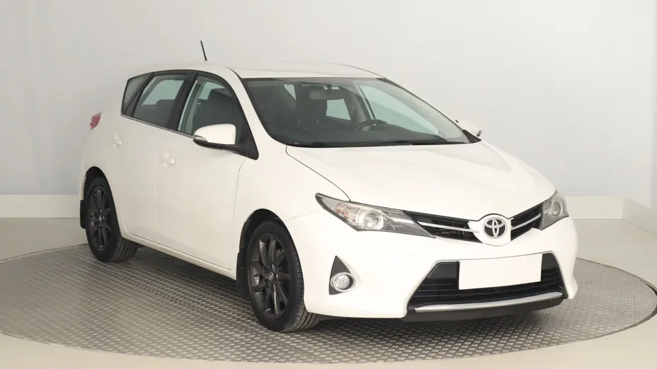 Toyota Auris -