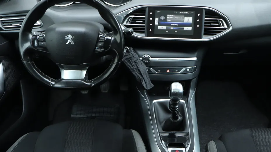 Peugeot 308 -