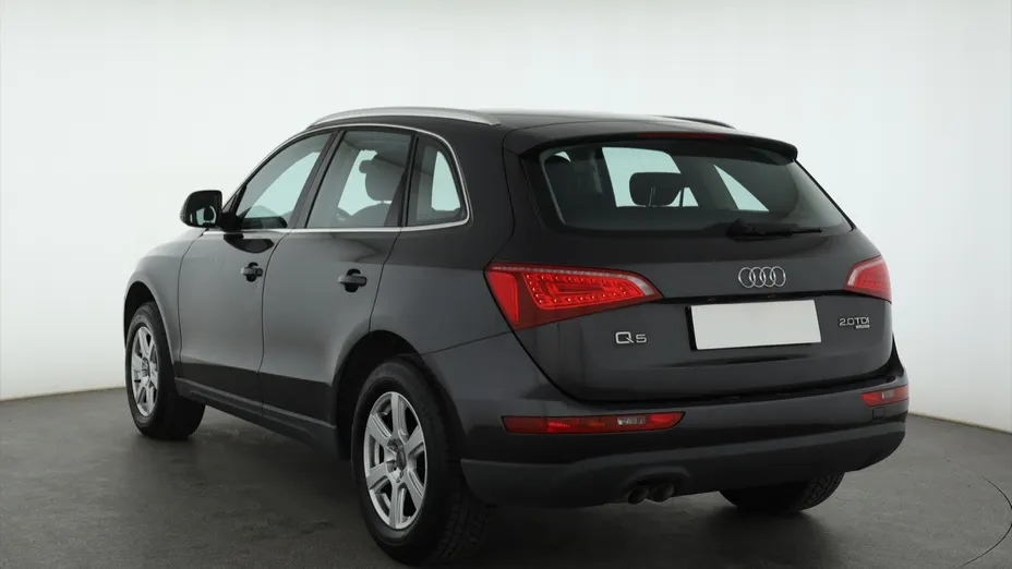 Audi Q5 -
