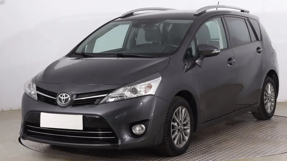Toyota Verso -