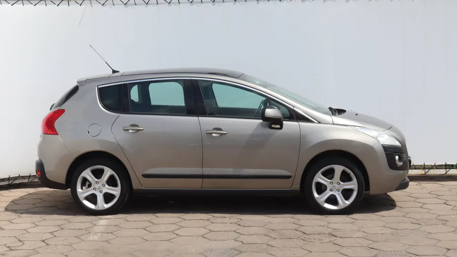 Peugeot 3008 -