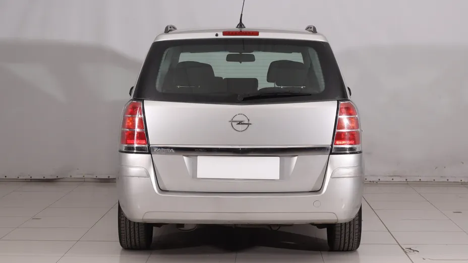 Opel Zafira -
