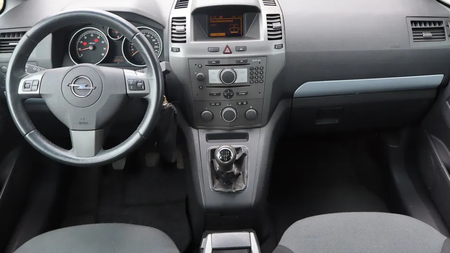 Opel Zafira -
