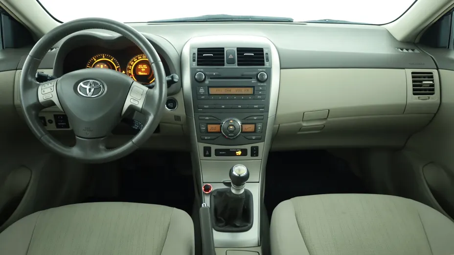 Toyota Corolla -