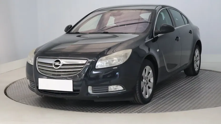 Opel Insignia -