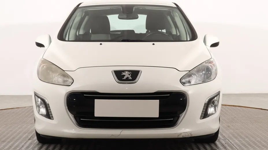 Peugeot 308 -
