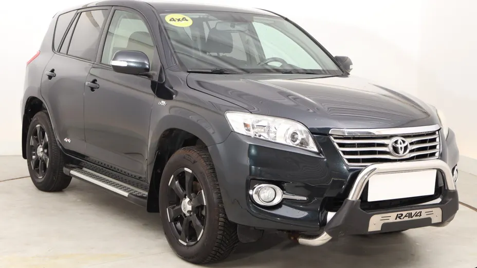 Toyota RAV4 -