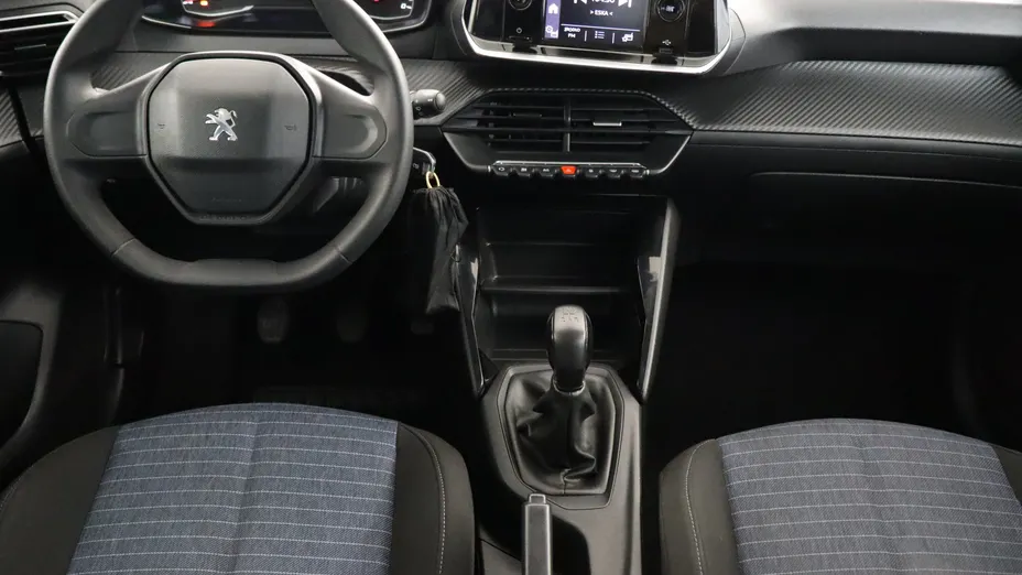 Peugeot 208 -