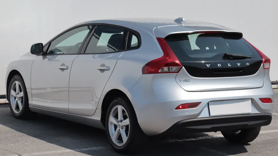 Volvo V40 -