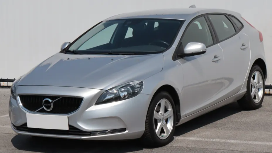 Volvo V40 -
