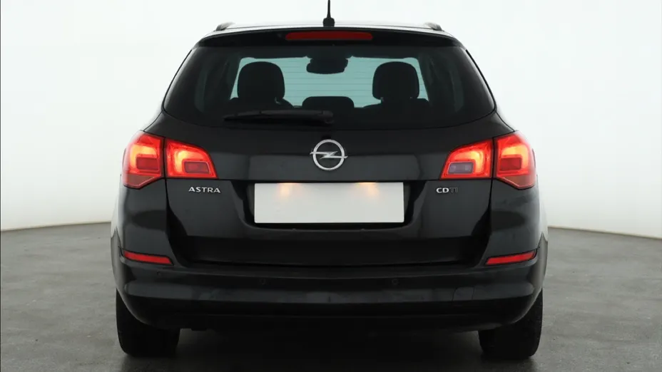 Opel Astra -