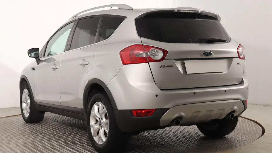 Ford Kuga -