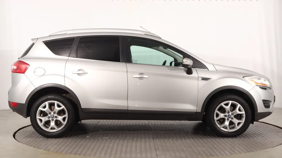 Ford Kuga -
