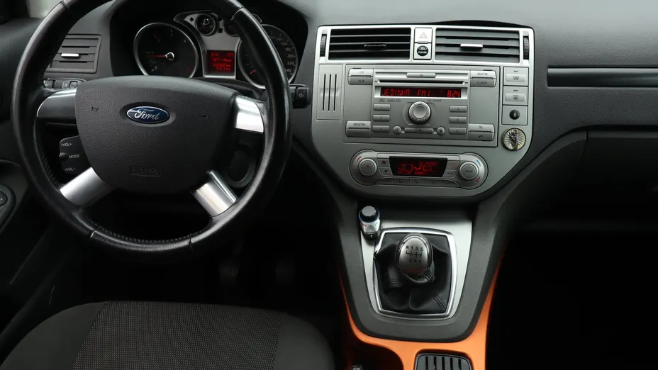 Ford Kuga -