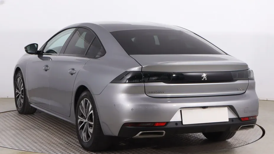 Peugeot 508 -