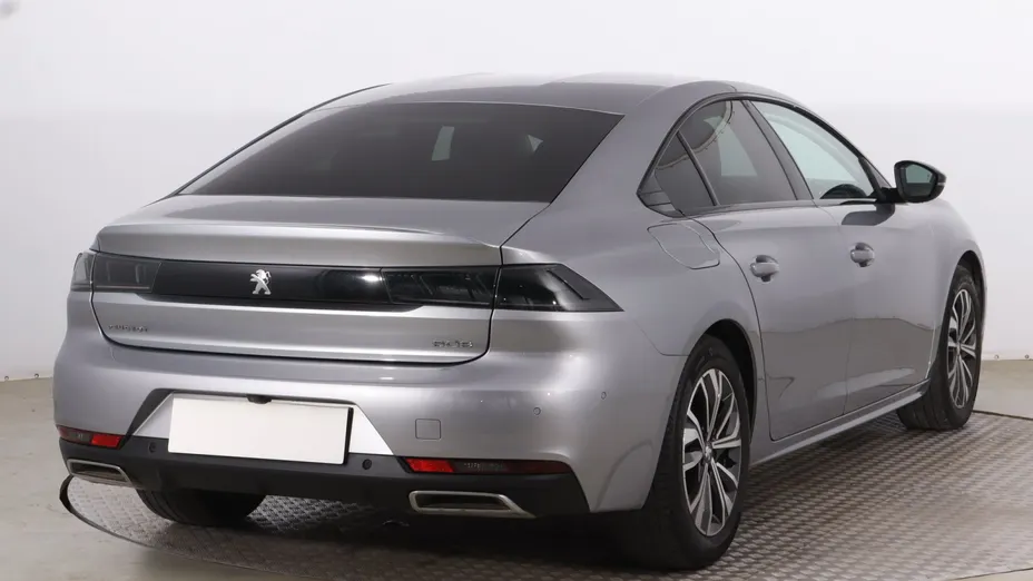 Peugeot 508 -