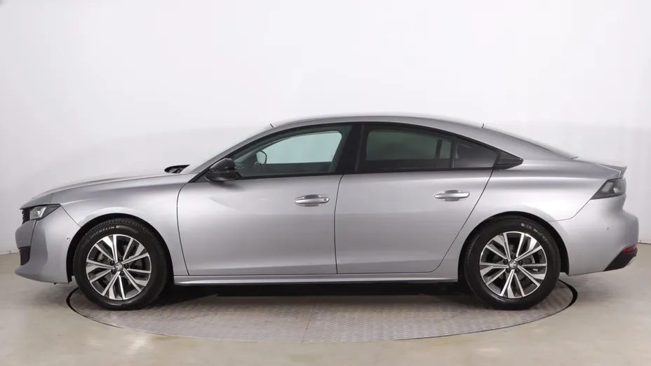 Peugeot 508 -