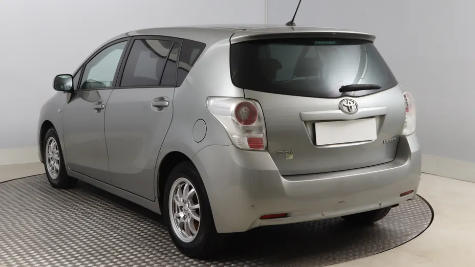 Toyota Verso -
