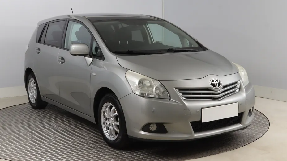 Toyota Verso -