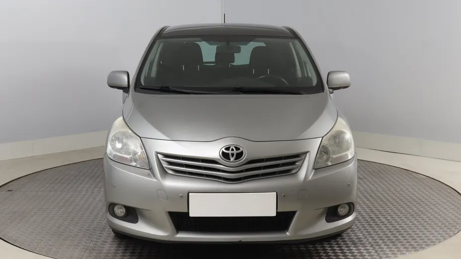 Toyota Verso -