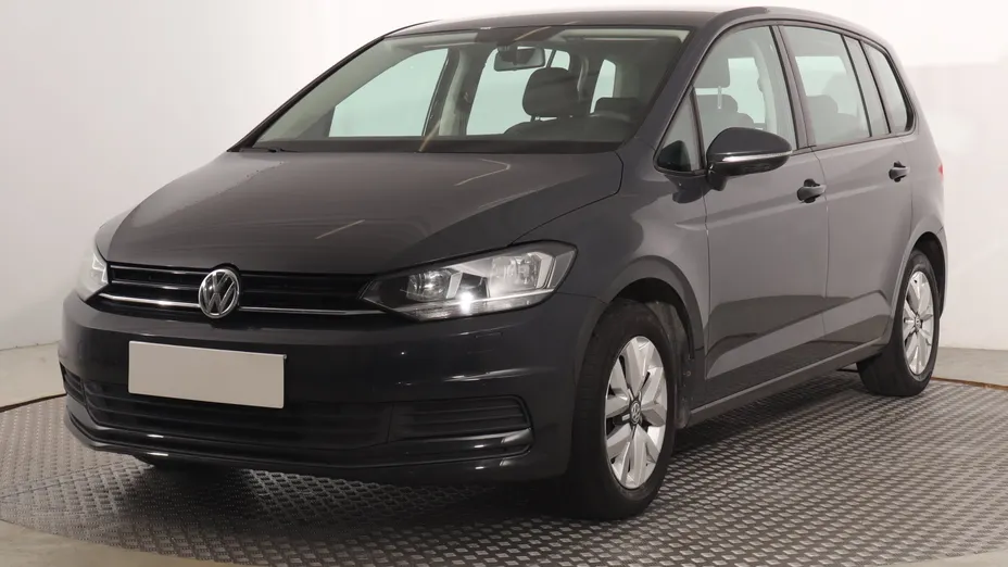 VW Touran -