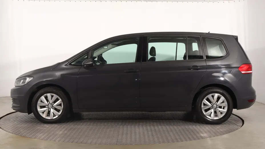 VW Touran -