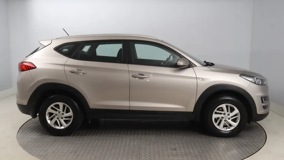 Hyundai Tucson -