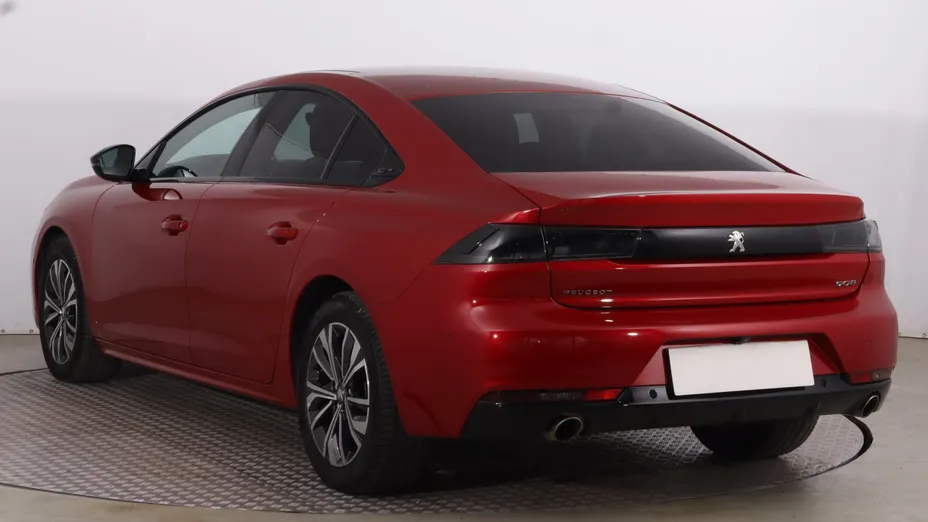 Peugeot 508 -