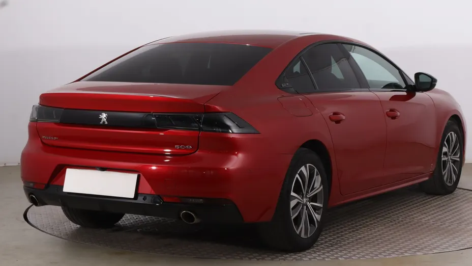 Peugeot 508 -
