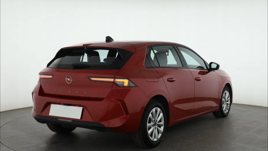 Opel Astra -