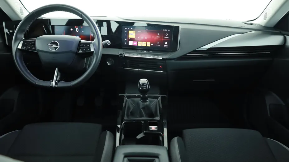 Opel Astra -