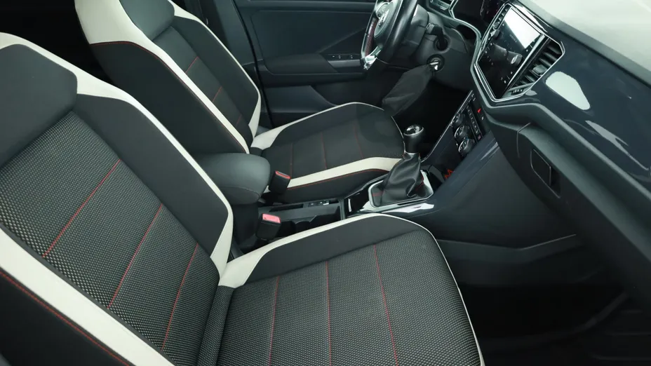 VW T-ROC -