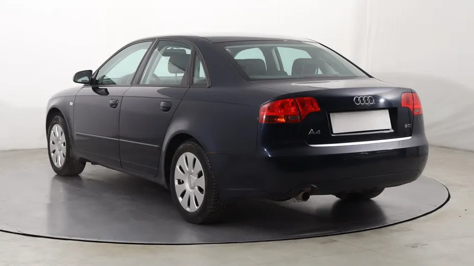 Audi A4 -